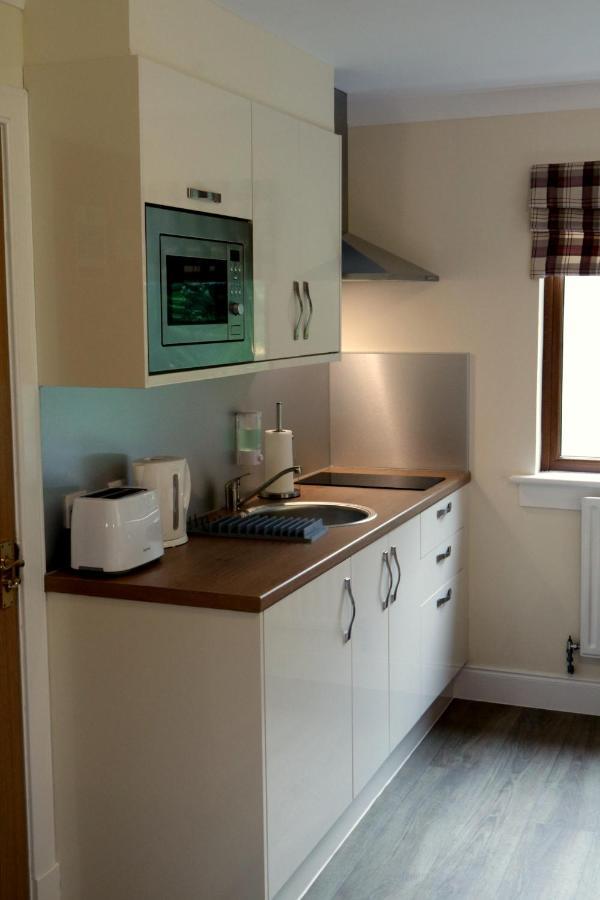 Bracarina House Bed & Breakfast & Caledonian Studio Invermoriston Buitenkant foto